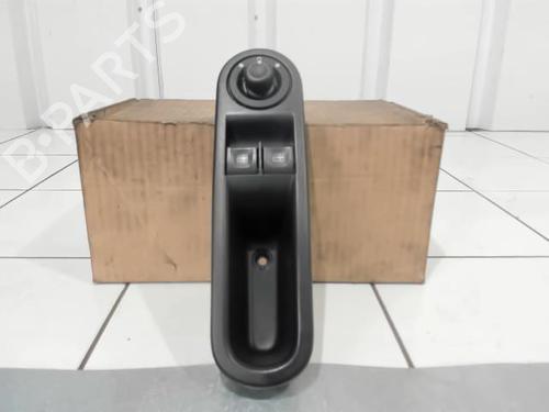 switch-renault-twingo-iii-bcm_-bca_-2014-25647399 main image