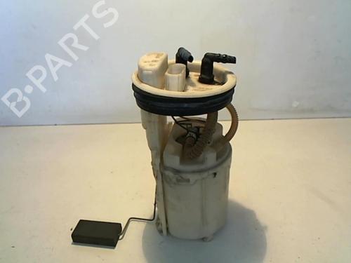 Used Fuel pump VW GOLF IV (1J1) 1.4 16V (75 hp) 25641677