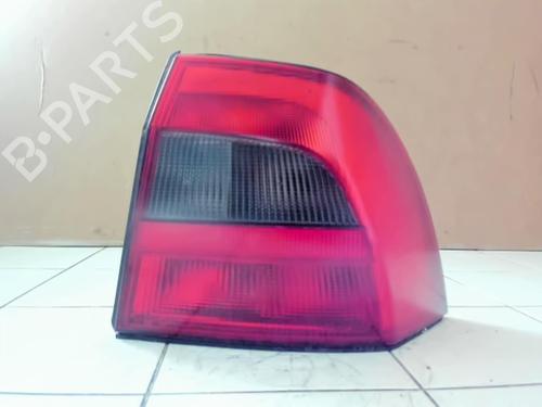 Højre baglygte OPEL VECTRA B Hatchback (J96) 2.0 DTI 16V (F68) (101 hp) 25648474