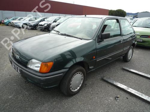 Right headlight FORD FIESTA III (GFJ)  | BP25637931C29