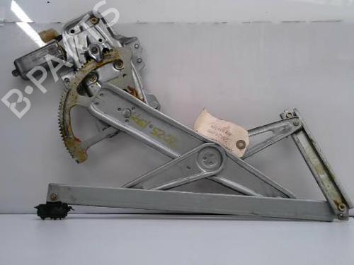 Used Front right window mechanism Front right window mechanism TOYOTA YARIS (_P1_) 1.0 (SCP10_, SCP10R) (68 hp) 33306398 33306398