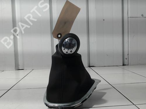 Used Shift knob RENAULT CAPTUR I (J5_, H5_) 0.9 TCe 90 (90 hp) 31023413