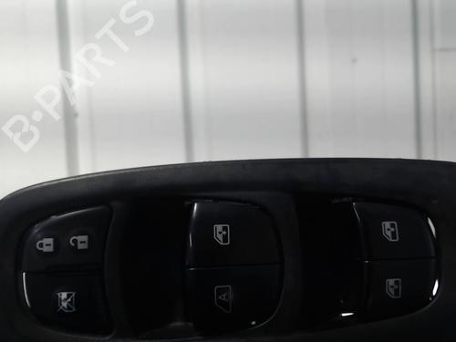 Used Switch RENAULT KADJAR (HA_, HL_) 1.5 dCi 110 (HLA3) (110 hp) 29447034