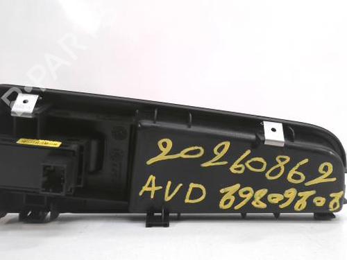 Mando elevalunas delantera derecho Mando elevalunas delantera derecho 39168031 39168031