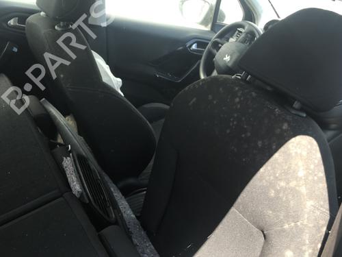 Right taillight PEUGEOT 208 I (CA_, CC_) 1.4 HDi | BP29431001C35