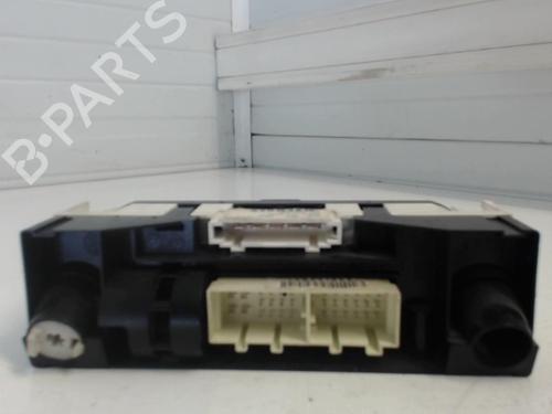 Used Climate control Climate control 25633509 25633509