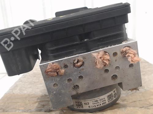 Used ABS pump SEAT LEON (5F1) 1.6 TDI (105 hp) 25639099