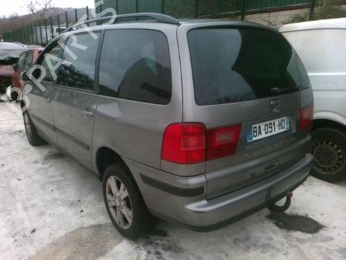 Left headlight SEAT ALHAMBRA (7V8, 7V9) 2.0 TDI | BP25650883C28 