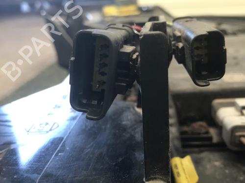 Used AdBlue tank CITROËN C4 Grand Picasso II (DA_, DE_) 1.6 BlueHDi 120 (120 hp) 30272107