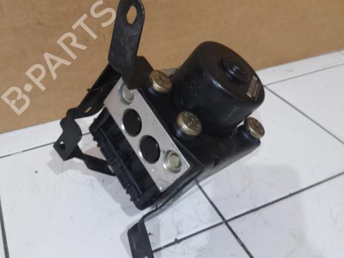 Used ABS pump PEUGEOT 206 Hatchback (2A/C) 1.4 HDi eco 70 (68 hp) 25635192