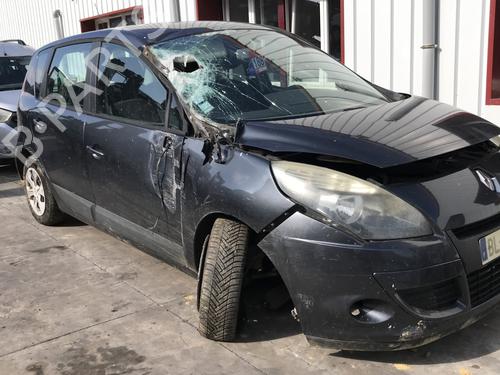 Brugte RENAULT SCÉNIC III (JZ0/1_) 1.5 dCi (110 hp) 4417406