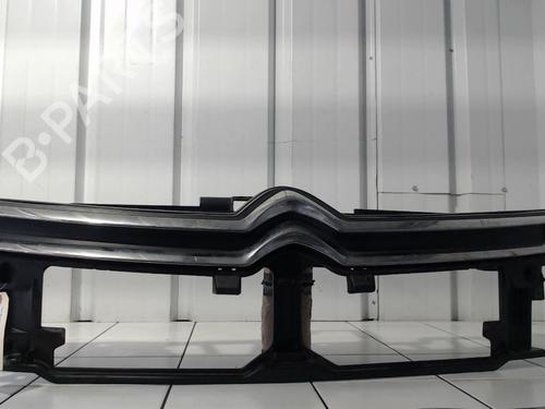 Used Grille CITROËN C4 Picasso II 1.6 HDi / BlueHDi 115 (115 hp) 31993369