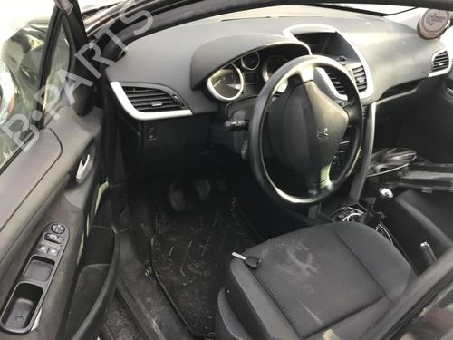 Fuse box PEUGEOT 207 (WA_, WC_) 1.4 | BP28389011E1