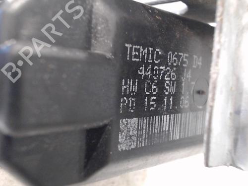 Used Rear left window mechanism Rear left window mechanism RENAULT MEGANE II (BM0/1_, CM0/1_) 2.0 dCi (BM1K, CM1K) (150 hp) 27378475 27378475