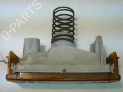 Used Right front indicator Right front indicator RENAULT RAPID Box Body/MPV (F40_, G40_) [1985-2001] 25647306 25647306