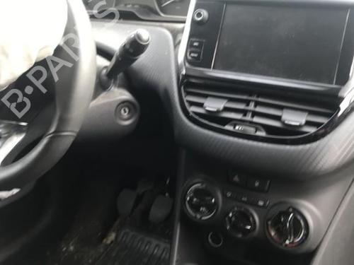 Steering column stalk PEUGEOT 208 I (CA_, CC_) 1.2 VTI 82 | BP28209706I23 