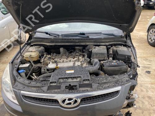 Fuel flap HYUNDAI i30 Estate (FD) 1.6 CRDi | BP25629314C131 