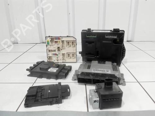 Electronic module RENAULT SCÉNIC III (JZ0/1_) 1.6 dCi (JZ00, JZ12) | BP25641823M83 