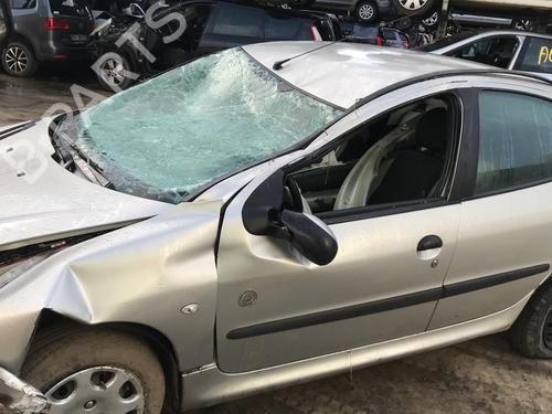 Ruitenwissermotor achter PEUGEOT 206 Hatchback (2A/C) 1.4 i | BP28421659M102