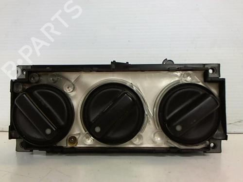 Used Climate control Climate control VW POLO II (86C, 80) 1.4 D (48 hp) 25638521 25638521