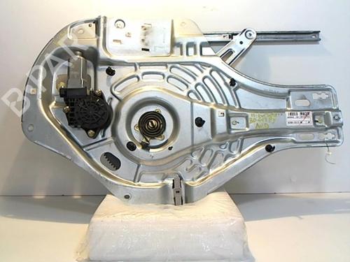 Used Front right window mechanism HYUNDAI TUCSON (JM) 2.0 CRDi (140 hp) 25634198