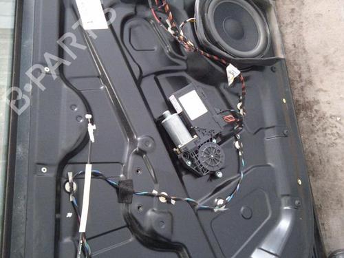 Used Left front door Left front door 25629461 25629461