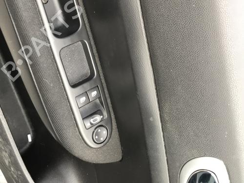 Left taillight PEUGEOT 307 (3A/C) 1.6 16V | BP31206152C34 