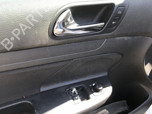 Left taillight VW GOLF V (1K1) 1.9 TDI | BP27329205C34 - Image 6