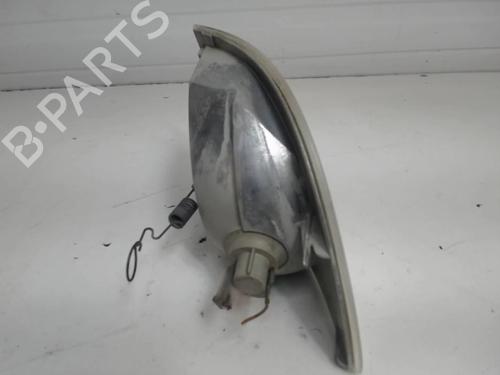 Used Left front indicator Left front indicator MERCEDES-BENZ VITO Bus (W638) 112 CDI 2.2 (638.194) (122 hp) 25643429 25643429