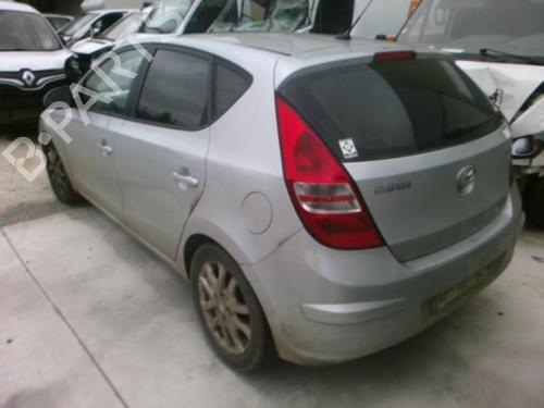 Fuel flap HYUNDAI i30 (FD) 1.6 CRDi | BP25632728C131