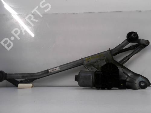 Used Front wiper motor DACIA LOGAN MCV (KS_) 1.5 dCi (KS04) (88 hp) 32125732