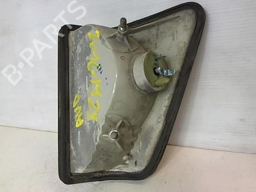 Used Right front indicator Right front indicator MERCEDES-BENZ T1 Van (B602) 308 D 2.3 (79 hp) 25643966 25643966