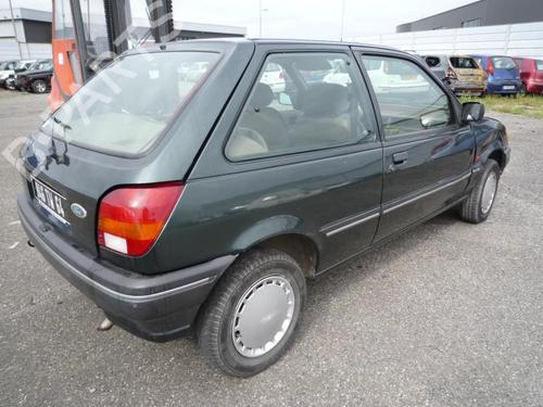 Right headlight FORD FIESTA III (GFJ)  | BP25637931C29