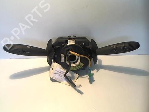 Used Steering column stalk FIAT PUNTO (188_) 1.2 16V 80 (188.233, .235, .253, .255, .333, .353, .639,... (80 hp) 25638147