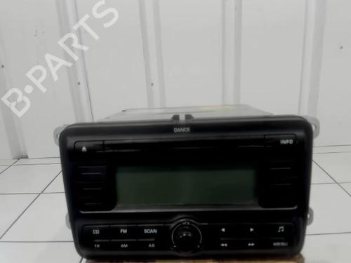Used Radio SKODA ROOMSTER (5J7) 1.9 TDI (105 hp) 25650285