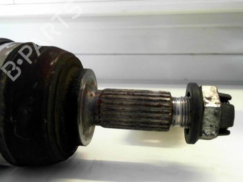Used Right front driveshaft Right front driveshaft RENAULT TWINGO II (CN0_) 1.5 dCi 75 (75 hp) 25641048 25641048
