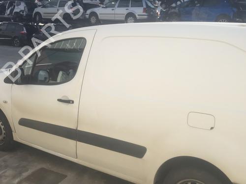 Used Parts PEUGEOT PARTNER Box Body/MPV 4661019