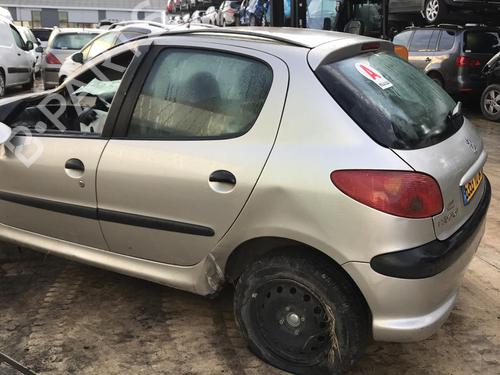 Rear wiper motor PEUGEOT 206 Hatchback (2A/C) 1.4 i | BP28421659M102