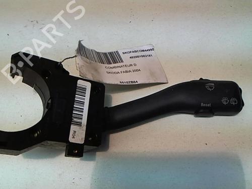 Used Steering column stalk SKODA FABIA I (6Y2) 1.2 (64 hp) 25646784