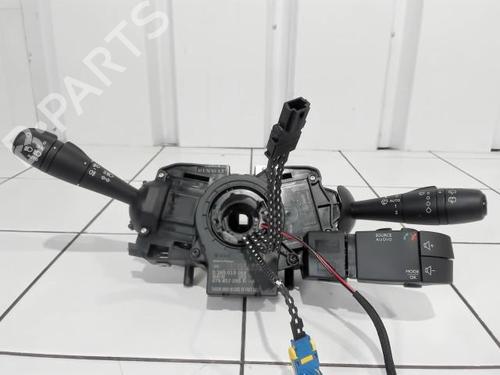 Used Steering column stalk RENAULT CLIO IV (BH_) 1.5 dCi 90 (90 hp) 25631208