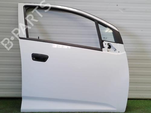 Used Right front door CHEVROLET SPARK (M300) 1.0 (68 hp) 29564803