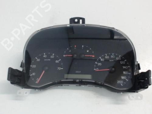 Used Instrument cluster FIAT PUNTO (188_) 1.2 60 (188.030, .050, .130, .150, .230, .250) (60 hp) 25646211