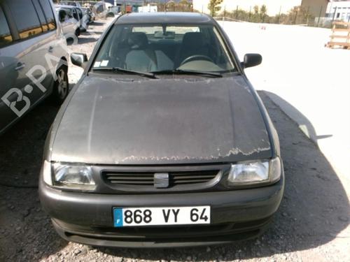 Right front indicator SEAT CORDOBA Vario (6K5) 1.9 SDI | BP25628054C33 