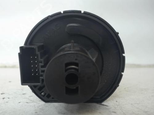 Used Headlight switch Headlight switch VW POLO V (6R1, 6C1) 1.0 (60 hp) 25640038 25640038