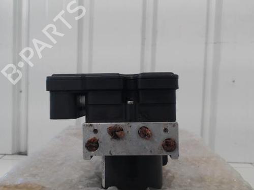 Used ABS pump ABS pump RENAULT TWINGO II (CN0_) 1.2 16V (CN04, CN0B) (75 hp) 25632634 25632634