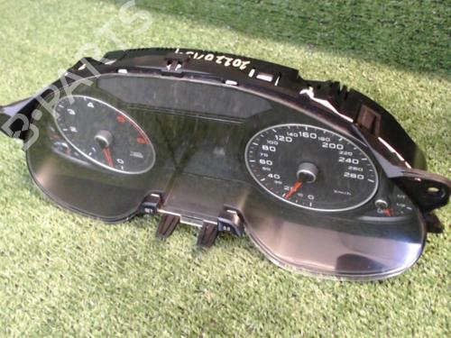Used Instrument cluster AUDI A4 B8 (8K2) 2.0 TDI (143 hp) 25631845