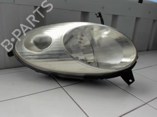 Used Right headlight NISSAN MICRA III (K12) 1.2 16V (80 hp) 25632683