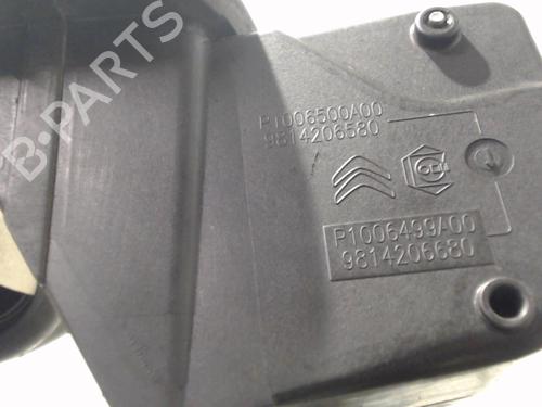 fuel-flap-citroen-c4-grand-picasso-ii-da_-de_-2013-32214428 main image