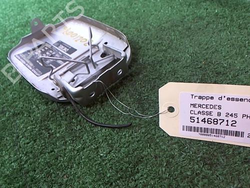 Fuel flap MERCEDES-BENZ B-CLASS Sports Tourer (W245) B 180 CDI (245.207) | BP25645273C131 