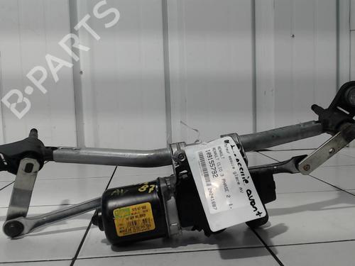 Used Front wiper motor RENAULT CLIO III (BR0/1, CR0/1) 1.5 dCi (C/BR0G, C/BR1G) (68 hp) 28795431
